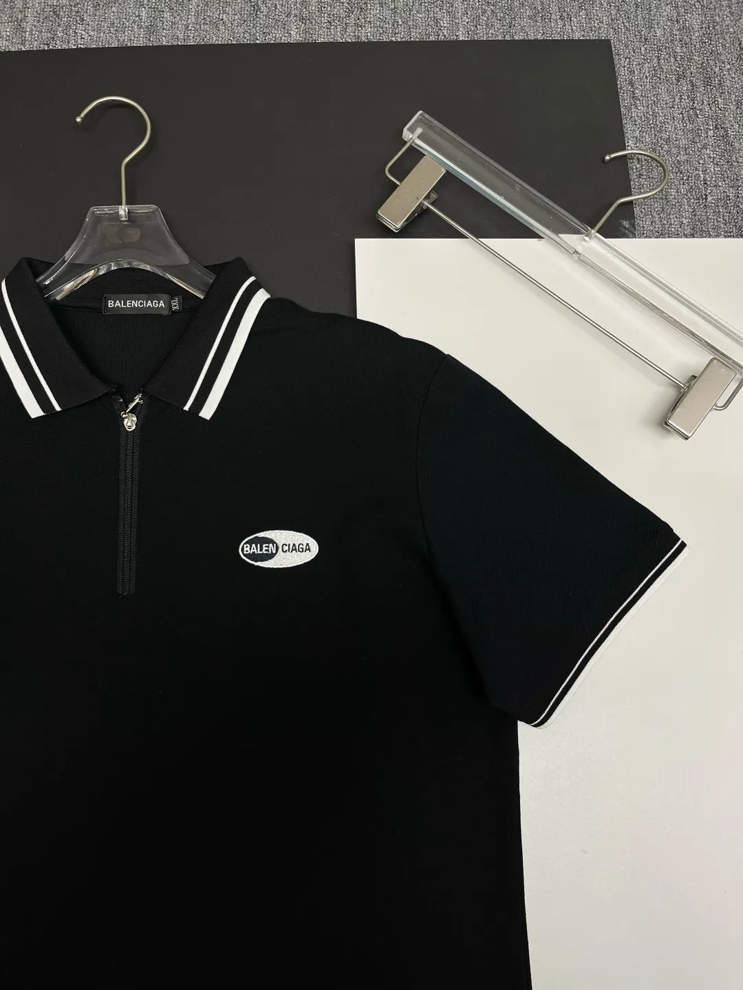 BALENCIAGA New Arrival Polo Same Style 210 ， Factory New Arrival Versatile : Black White Size：M-3XL